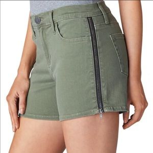 Rock & Republic Womens  Side Slit Jean Shorts 18